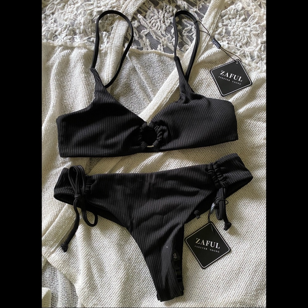 Black Ribbed Bikini - Picture 2 of 2